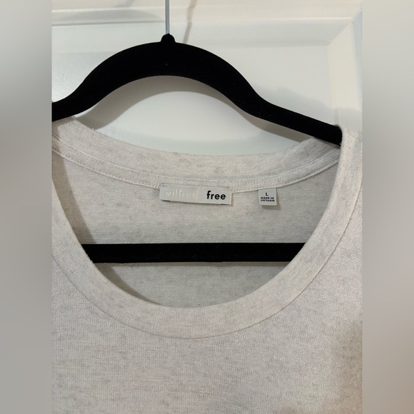 Aritzia wilfred free long sleeve shirt - Picture 3 of 4